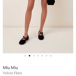 MIU MIU VELVET BALLERINA FLAT NEVER WORN